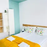 Designer Luxury 1bdr By Kvartiri Ltd Apartment