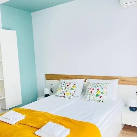 דירה Designer Luxury 1bdr With Parking סופיה